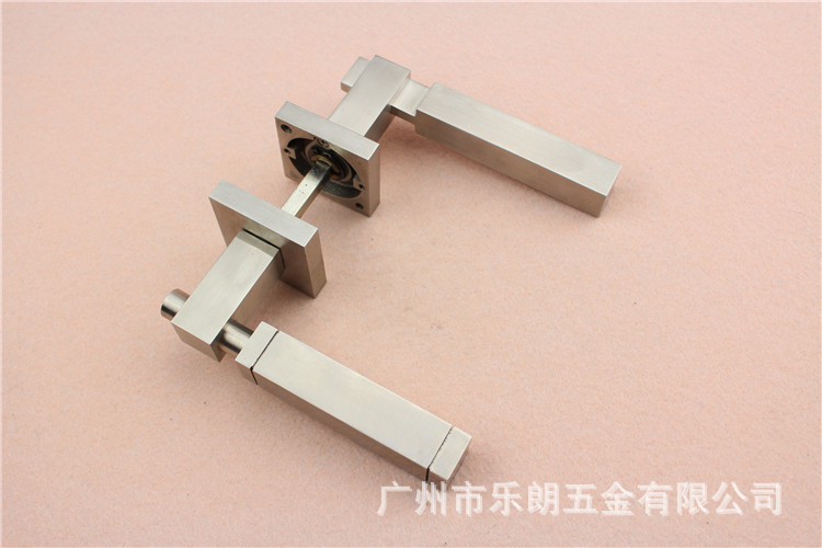 RLH-51 精鑄不鏽鋼實心門具把手